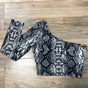 One Side shoulder crop, SHEIN, size small